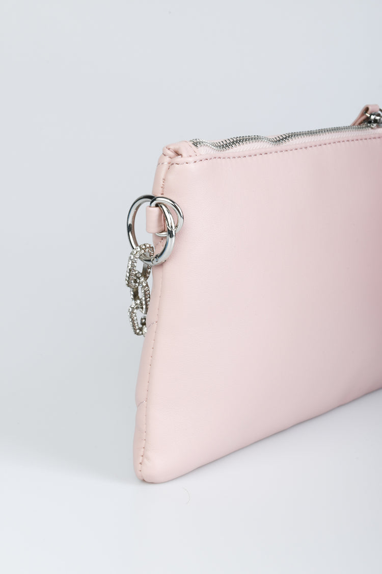 Clutch trapuntata con catena in strass