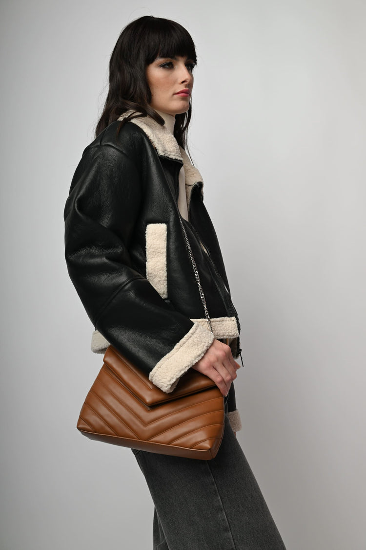 Borsa in similpelle trapuntata