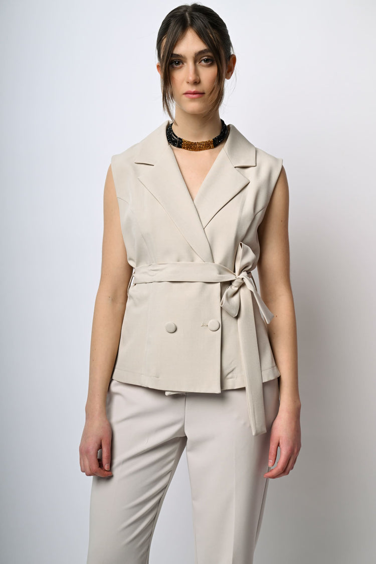 Gilet doppiopetto con cintura