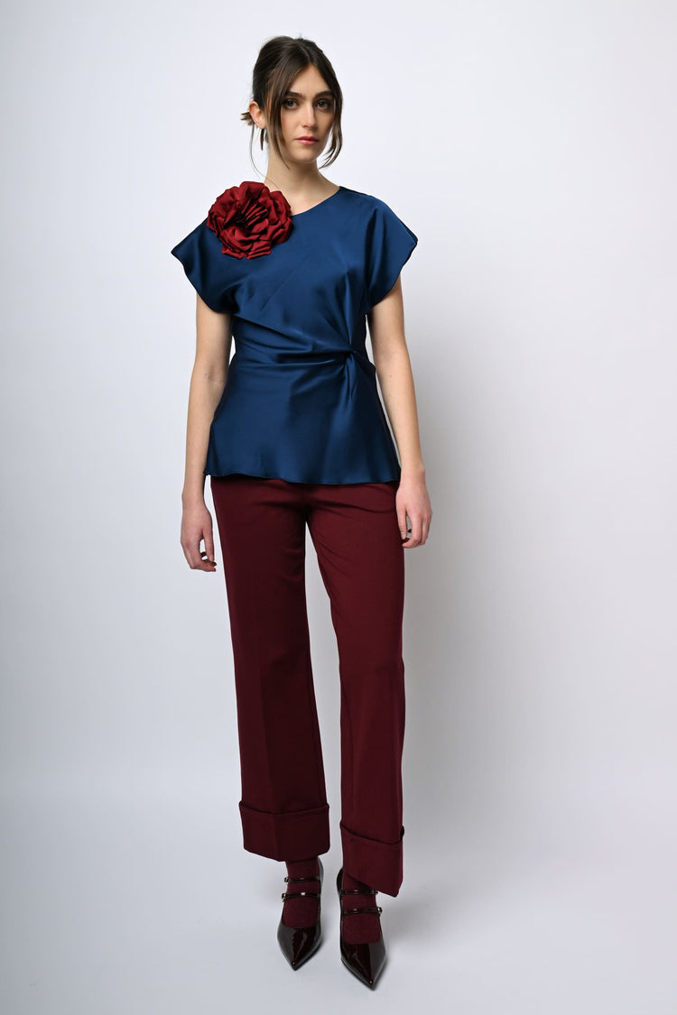 Top in raso con nodo