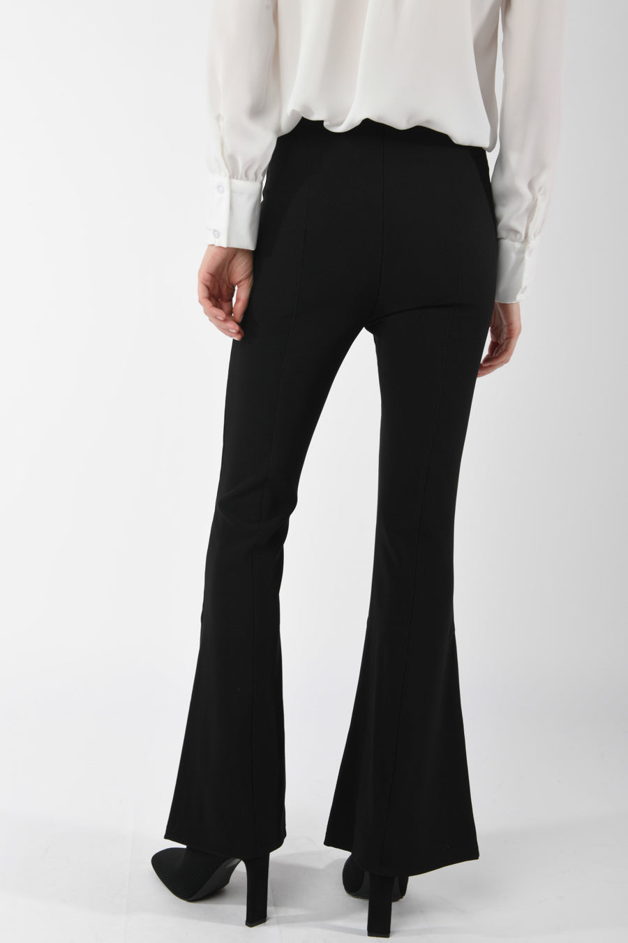 3168121NE-23_3_3_f4b49e28-86d4-4736-9daa-e3c4ffb8d342