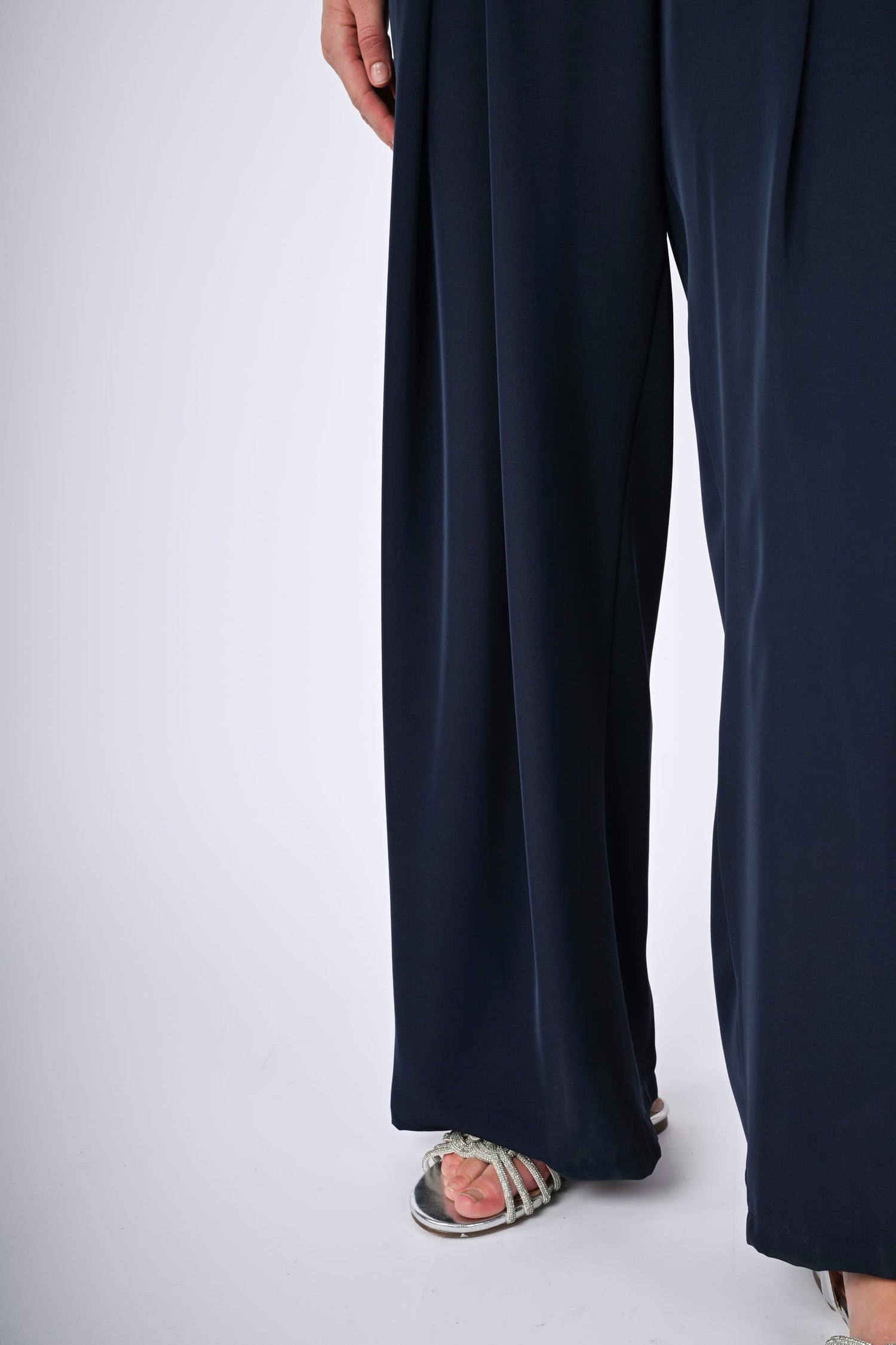 6897BL-24_5_5_16f72703-7484-48d5-ae34-31223820a8d9