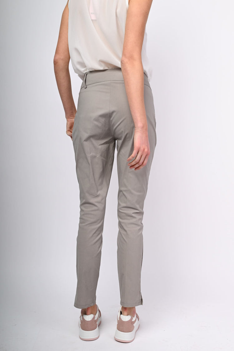 Pantaloni bengalina bottoni