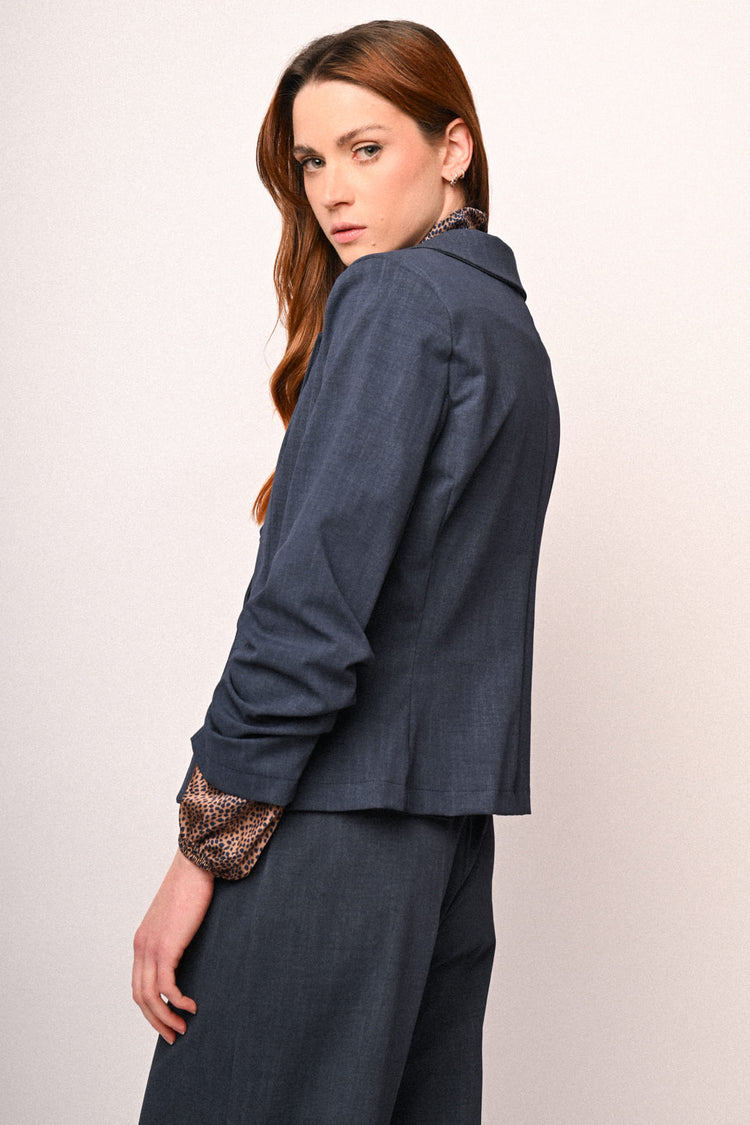 Blazer monopetto con maniche arricciate