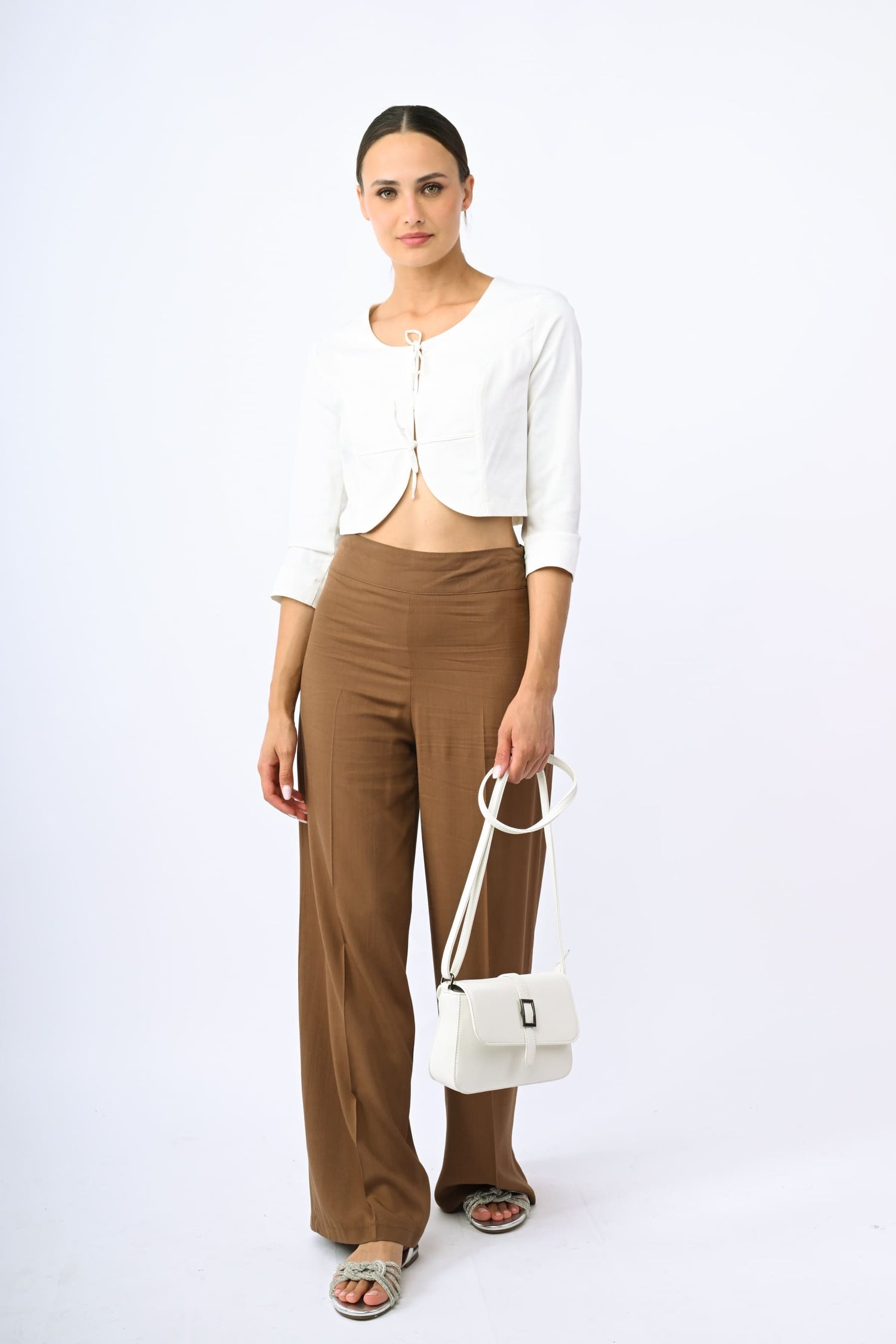 AA4BI-24_4_4_da9d9397-74f4-437a-a9cd-7d866bd2f719