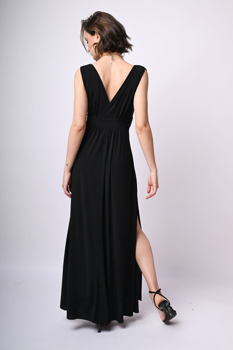 Abito lungo con scollo incrociato