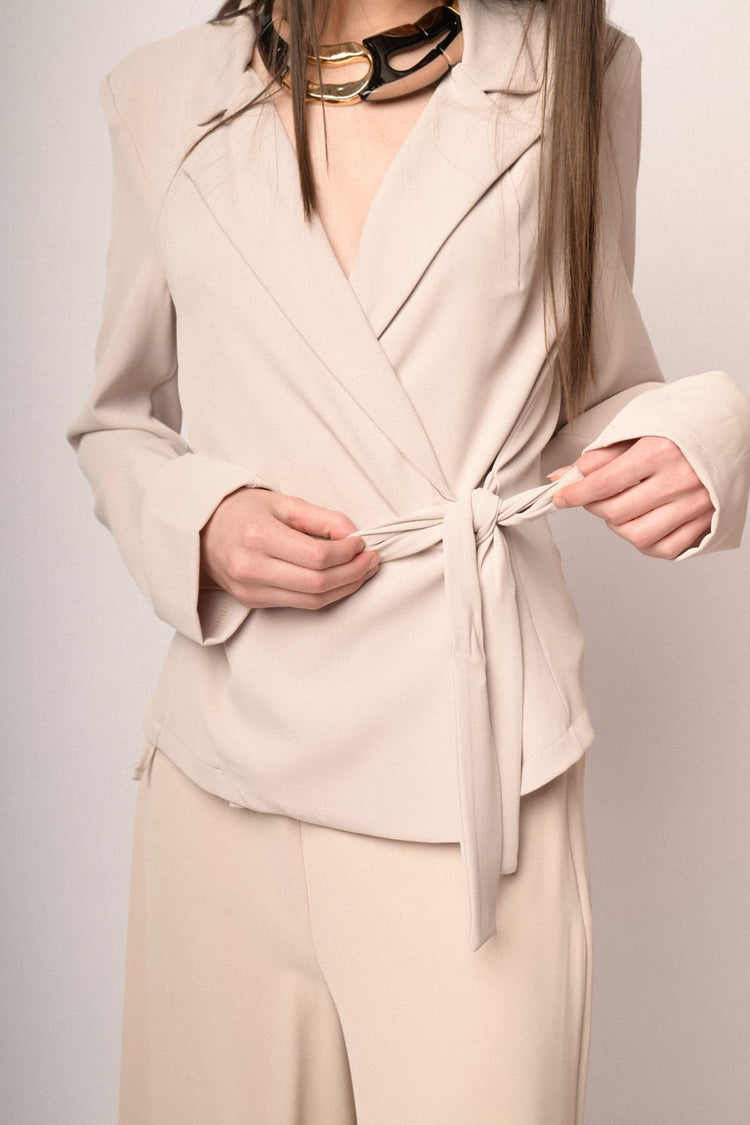 Blazer a portafoglio con cintura laterale beige