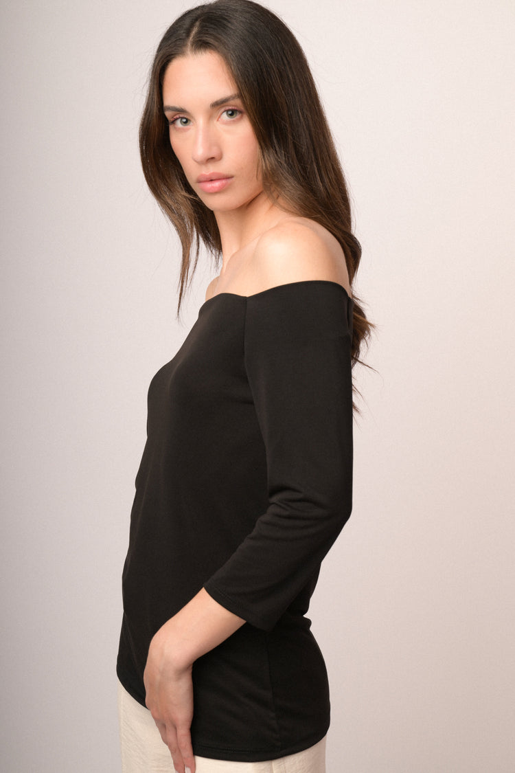 Maglia con scollo shiffer