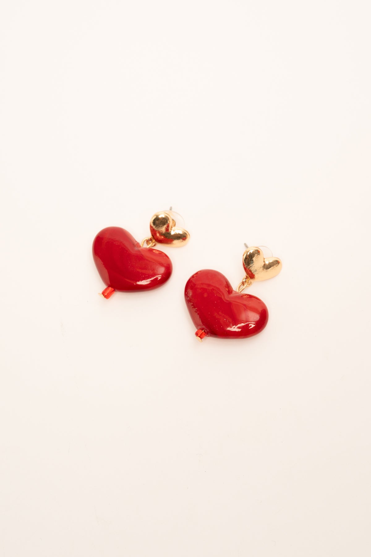 Orecchini con cuore rosso