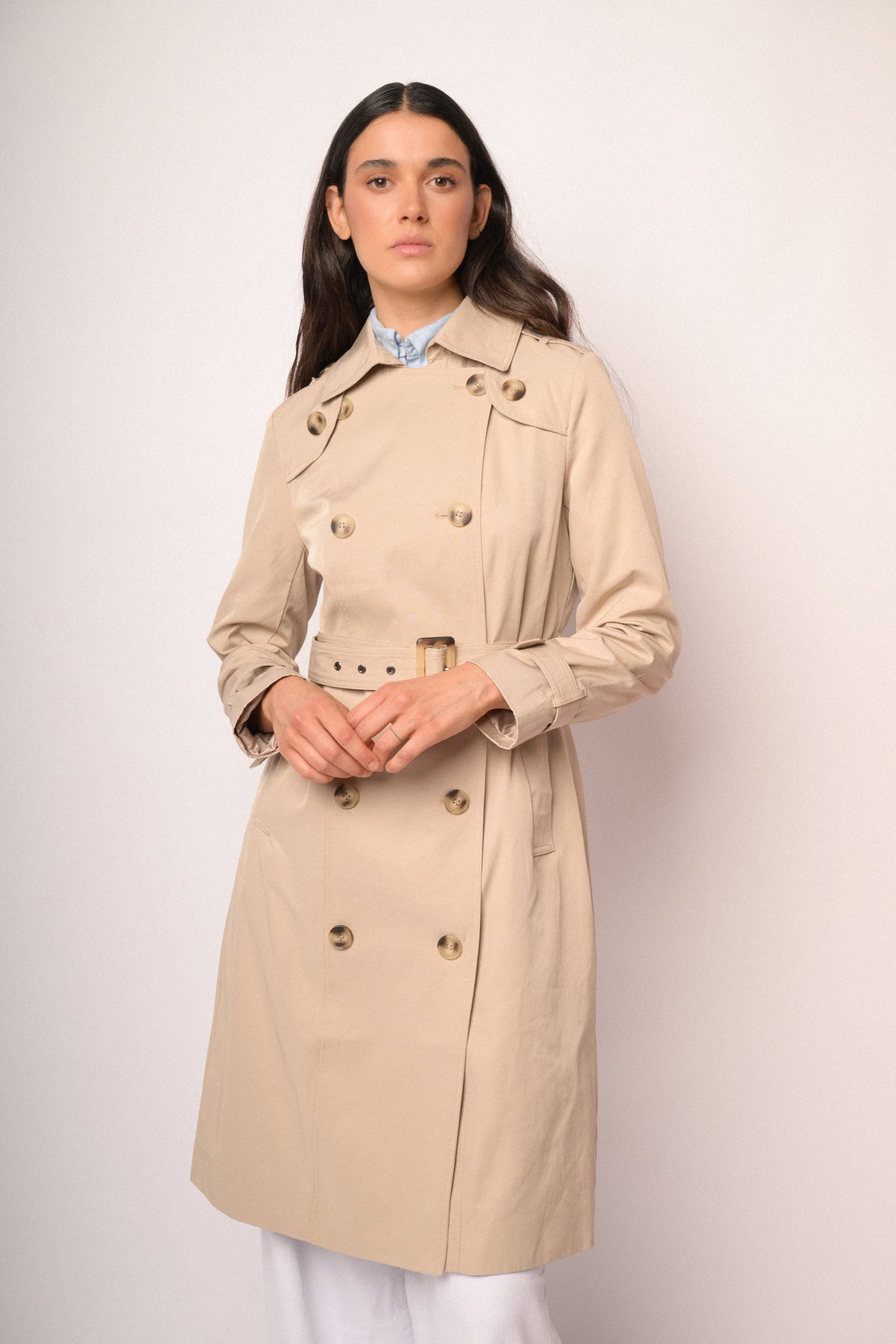 Trench lungo doppiopetto beige