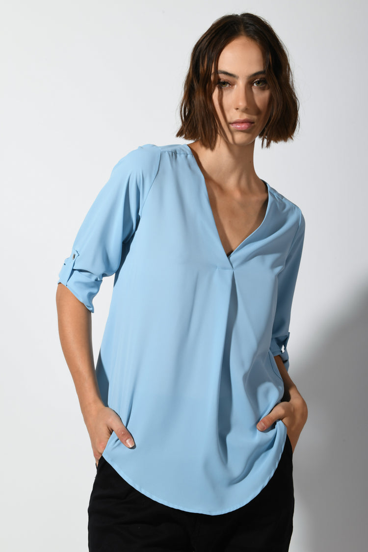 Blusa con scollo a V