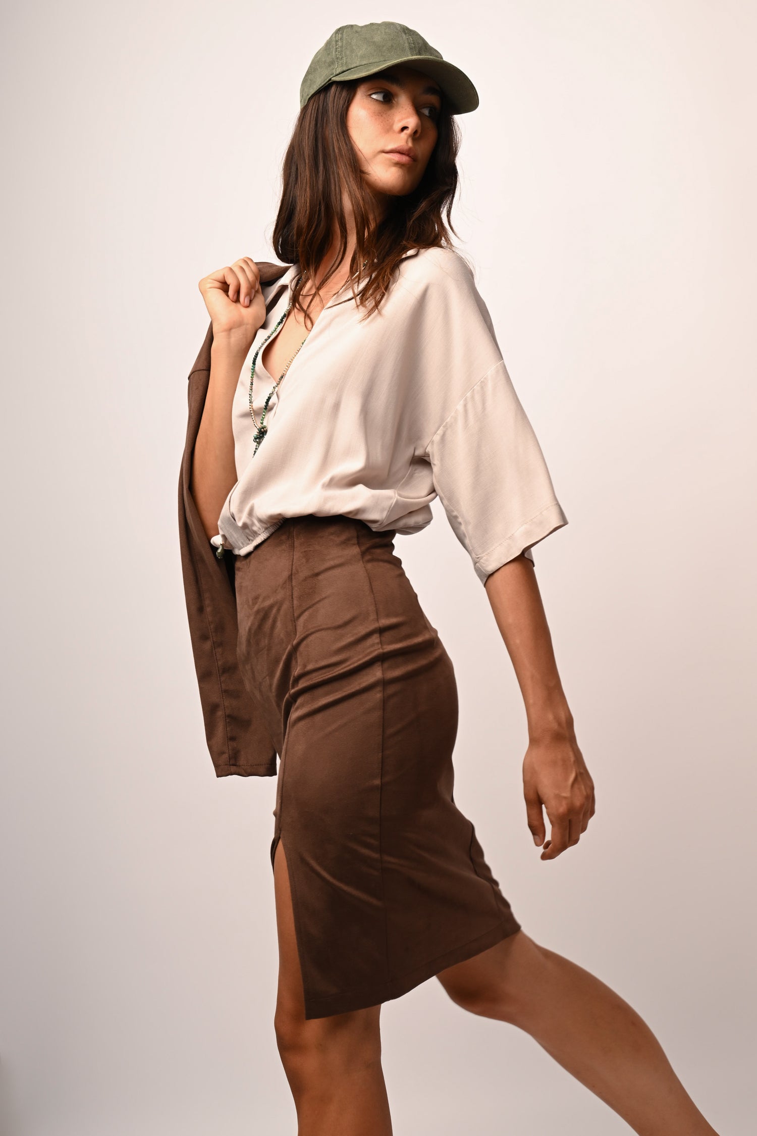 Gonna a tubino in faux suede – Nunalie