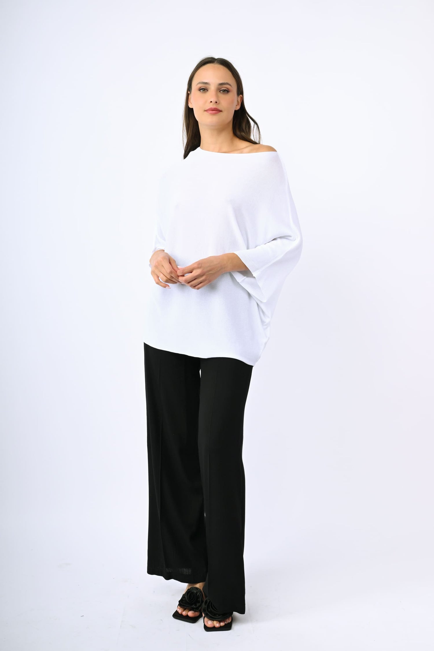 AR22011BI-24_6_6_9e96053c-de79-4c48-85e7-3a4ca5b1ed46