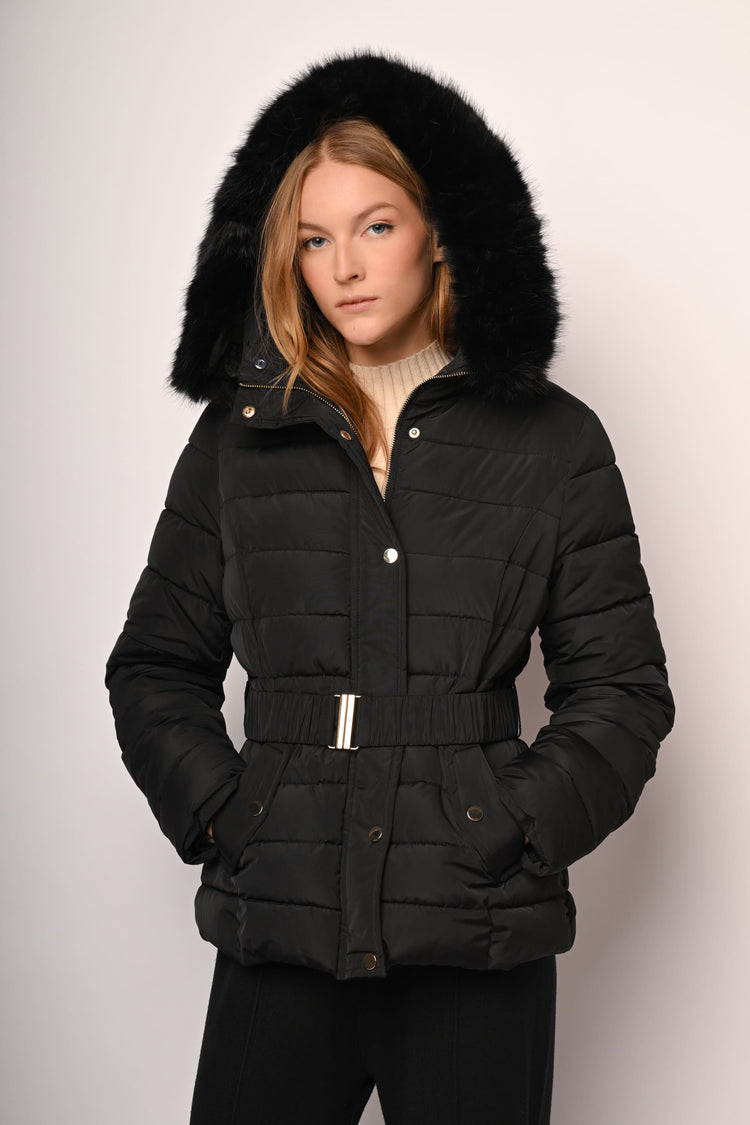 Piumino corto con cappuccio bordato in faux fur