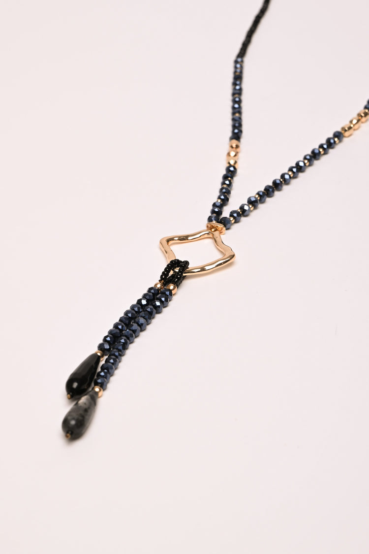 Collana lunga con perline