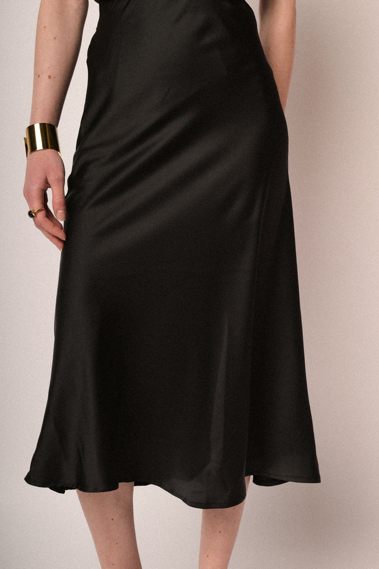Gonna midi in raso nero