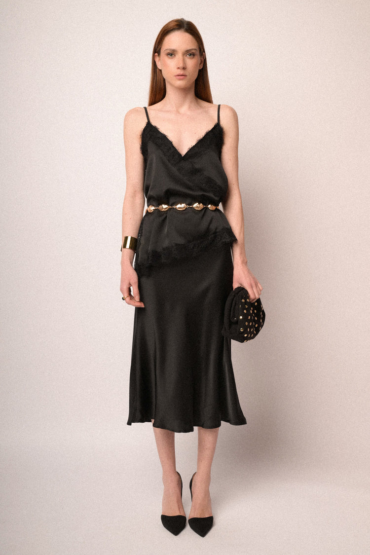Top in raso con pizzo nero