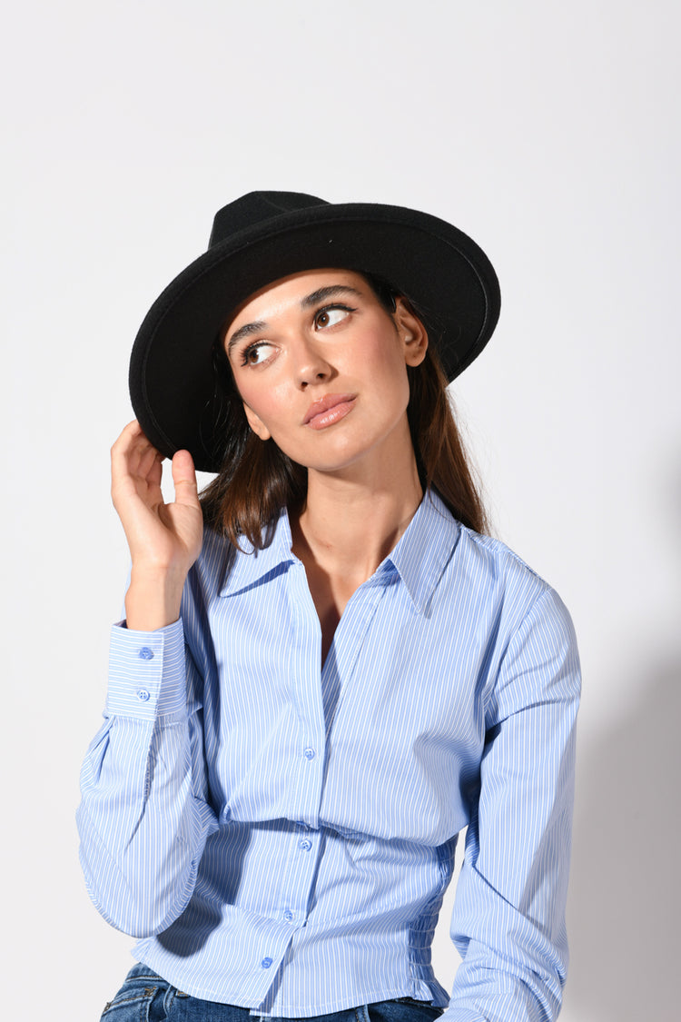 Cappello con cinturino in gros-grain