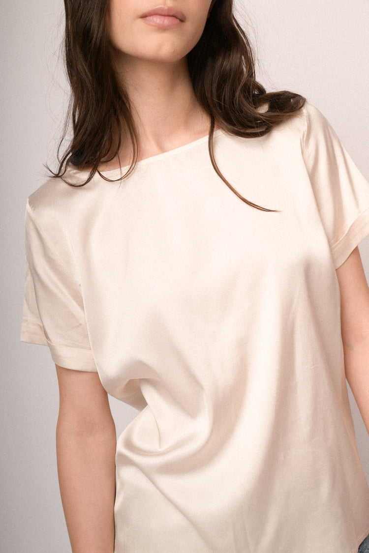 T-shirt in raso di viscosa avorio