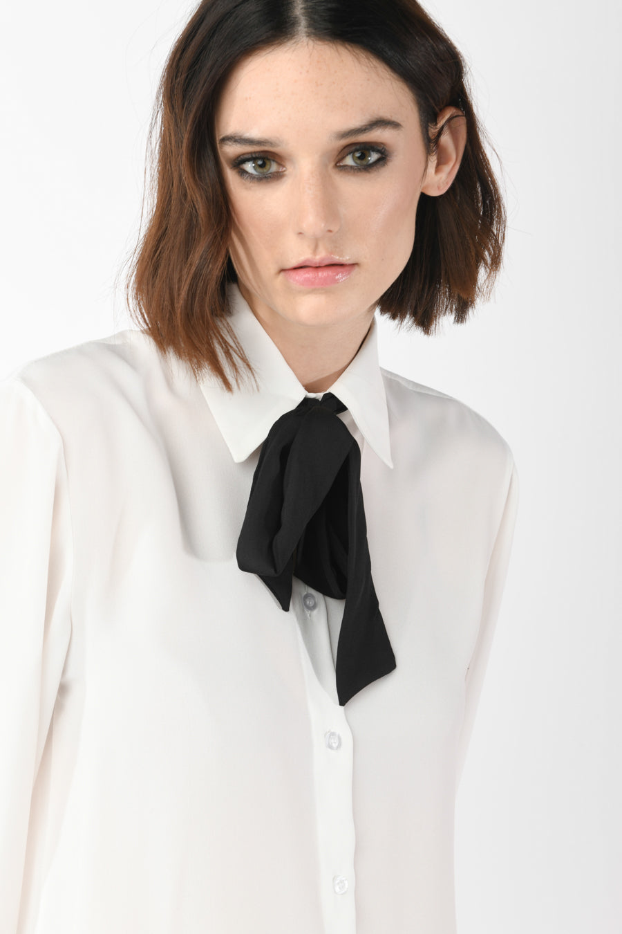 C4553D1BI-23_2_2_d3da3e4e-847c-4710-8363-da0d6bc81786