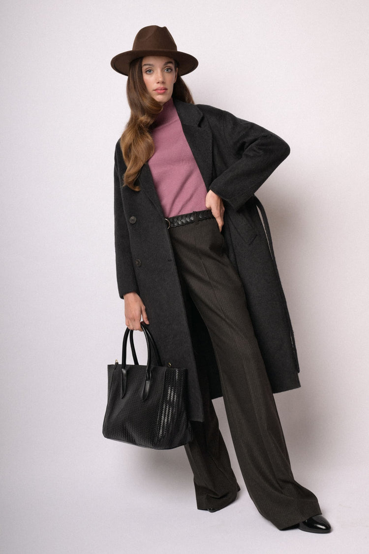 Cappotto lungo doppiopetto nero con cintura