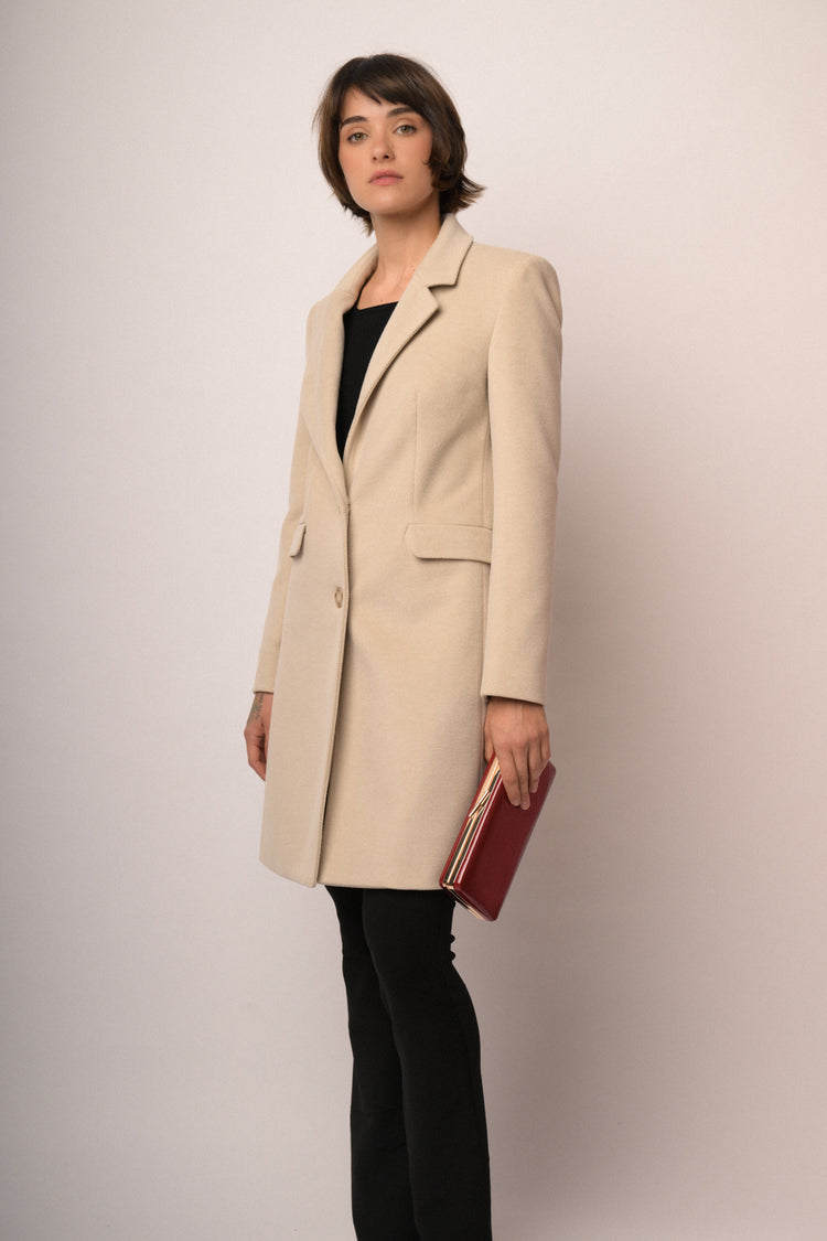 Cappotto lungo un bottone
