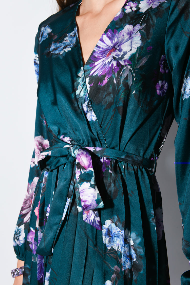 Abito in raso plissé a stampa floreale