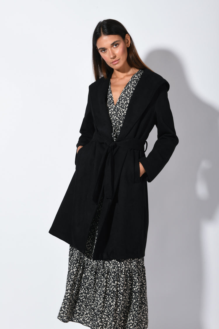 Cappotto con cappuccio effetto dainetto