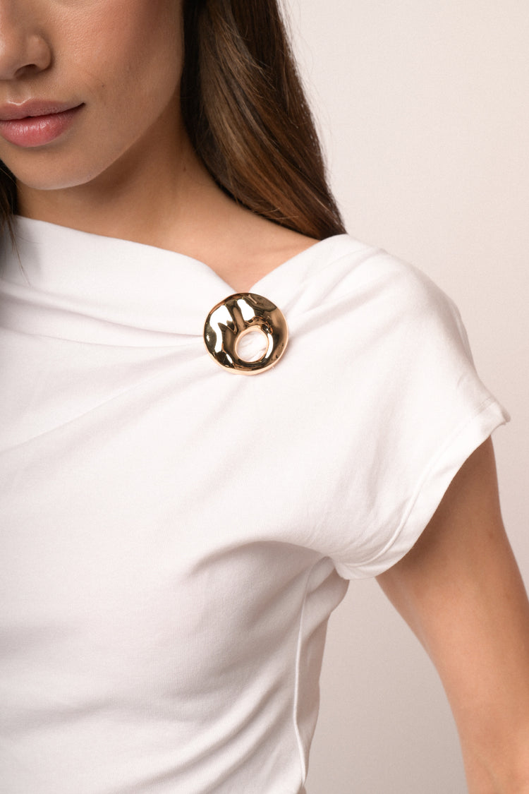 Maglia con spilla