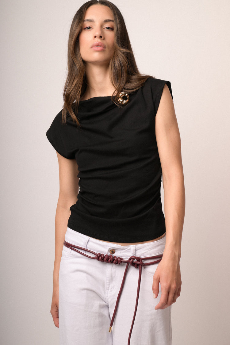 Maglia con spilla