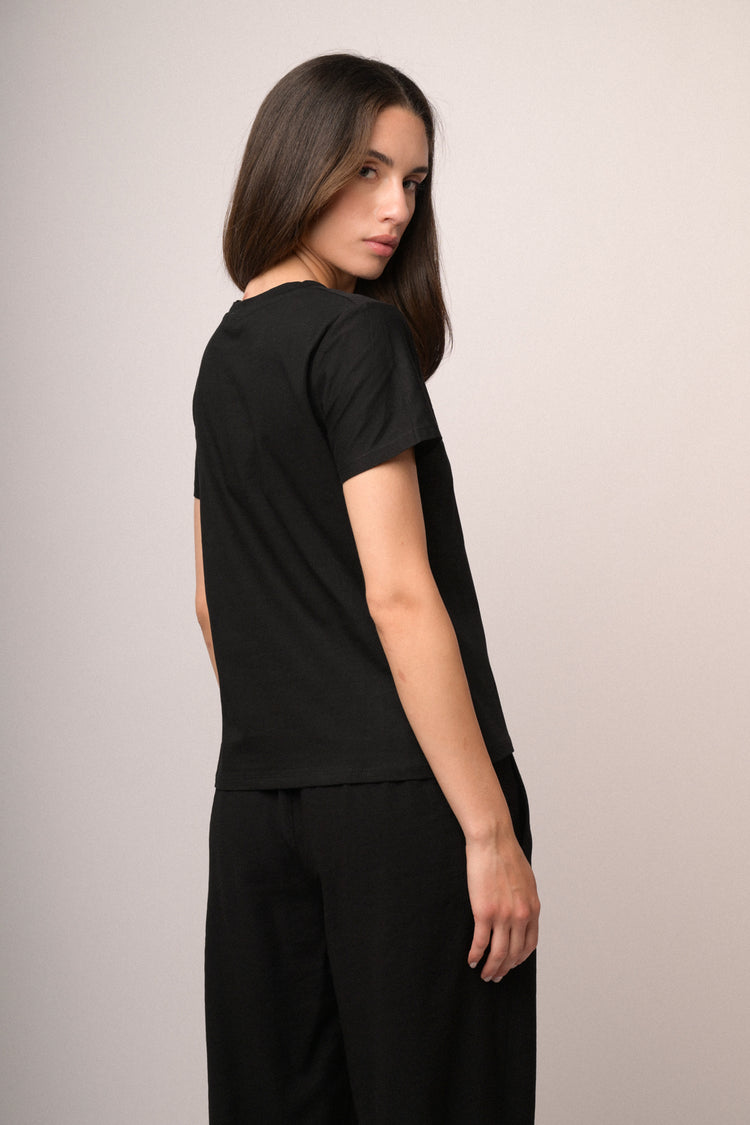 Maglia con ricamo fiori