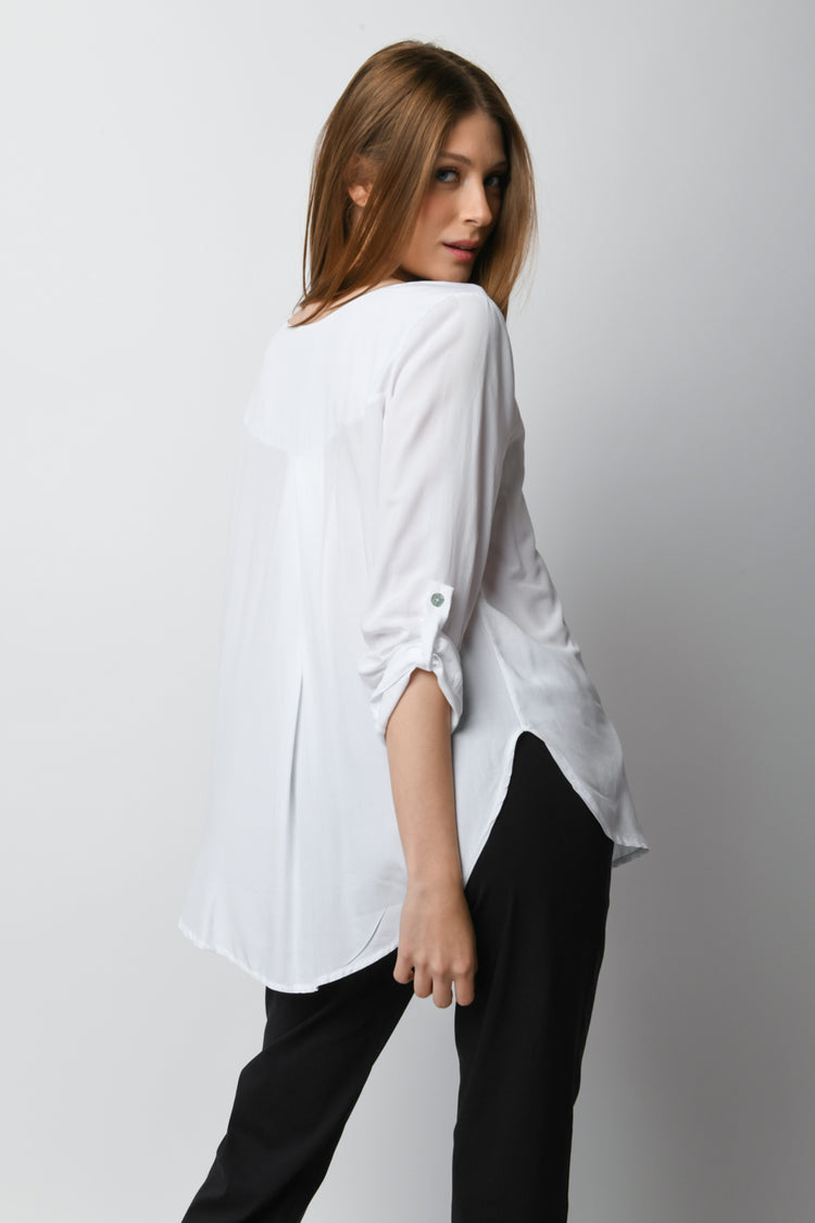 Blusa con scollo a V