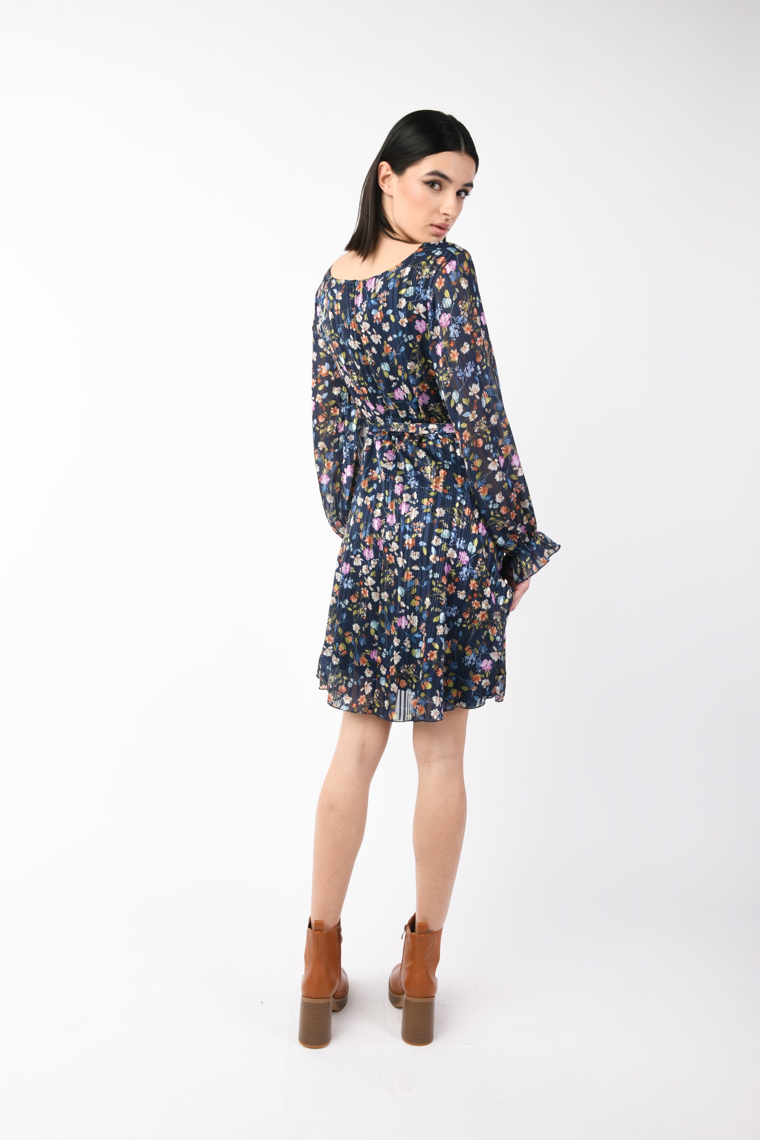 DEV51100ST06FABL-24_3_7_26e43127-899d-4d63-bab7-1c97bca47d05