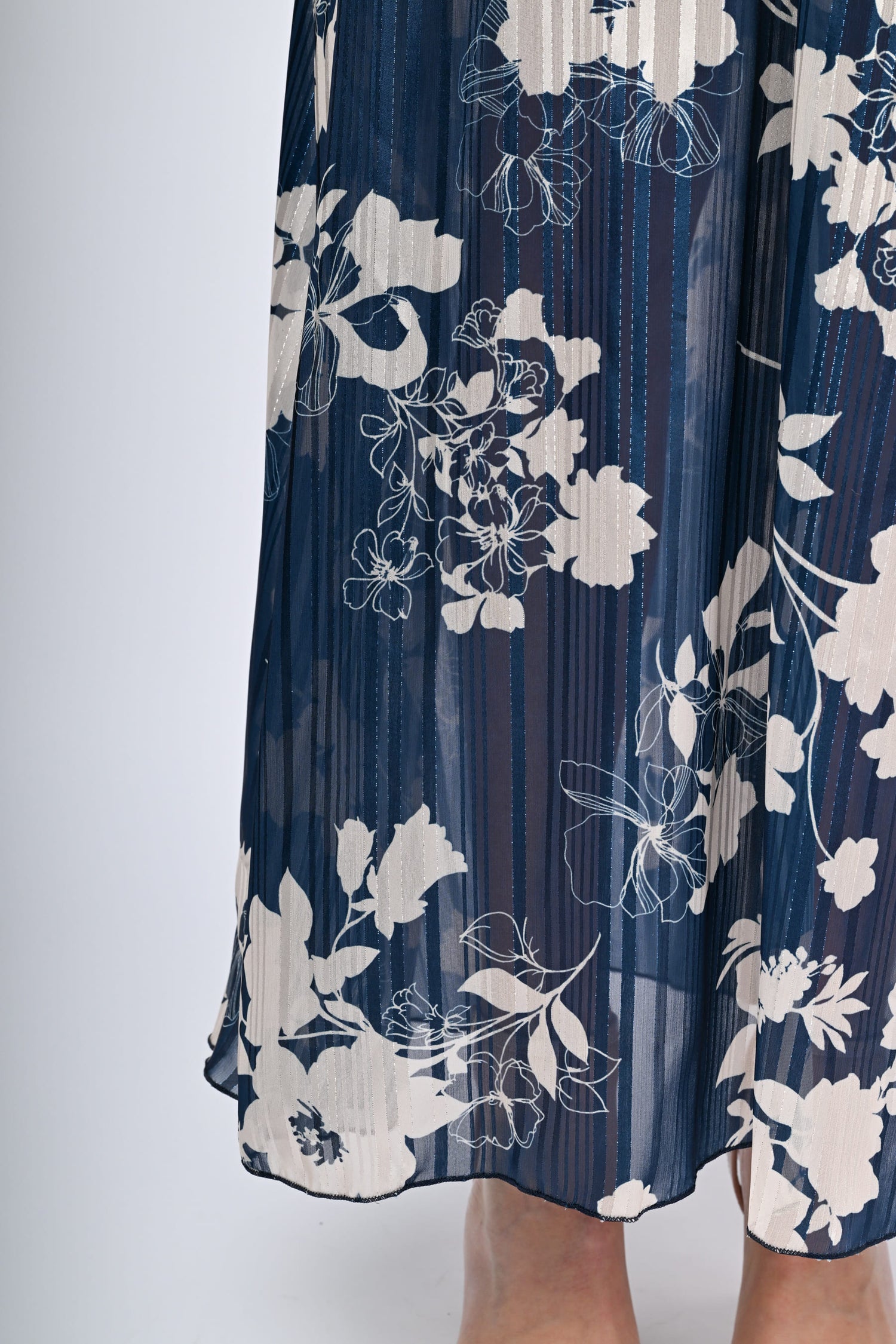 DEV51152ST09FABL-24_5_5_7fa83929-4a12-40cb-ae6a-69be7b31953f