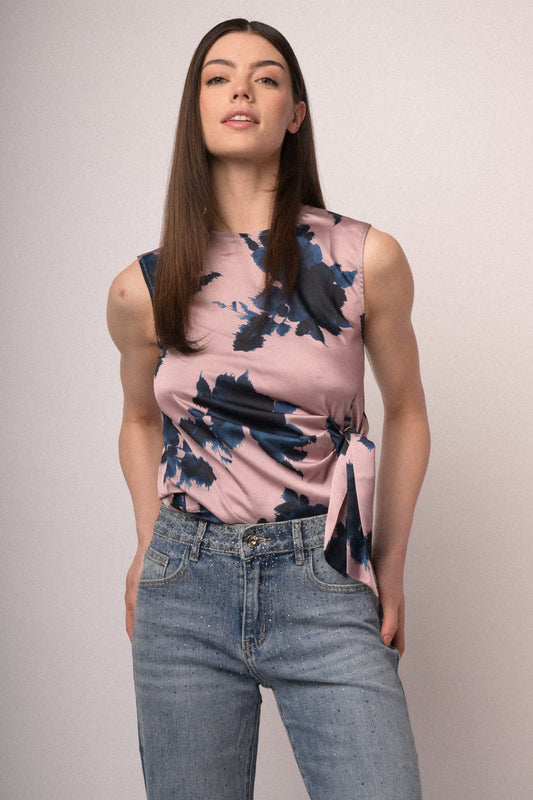 Top fantasia fiori con laccio