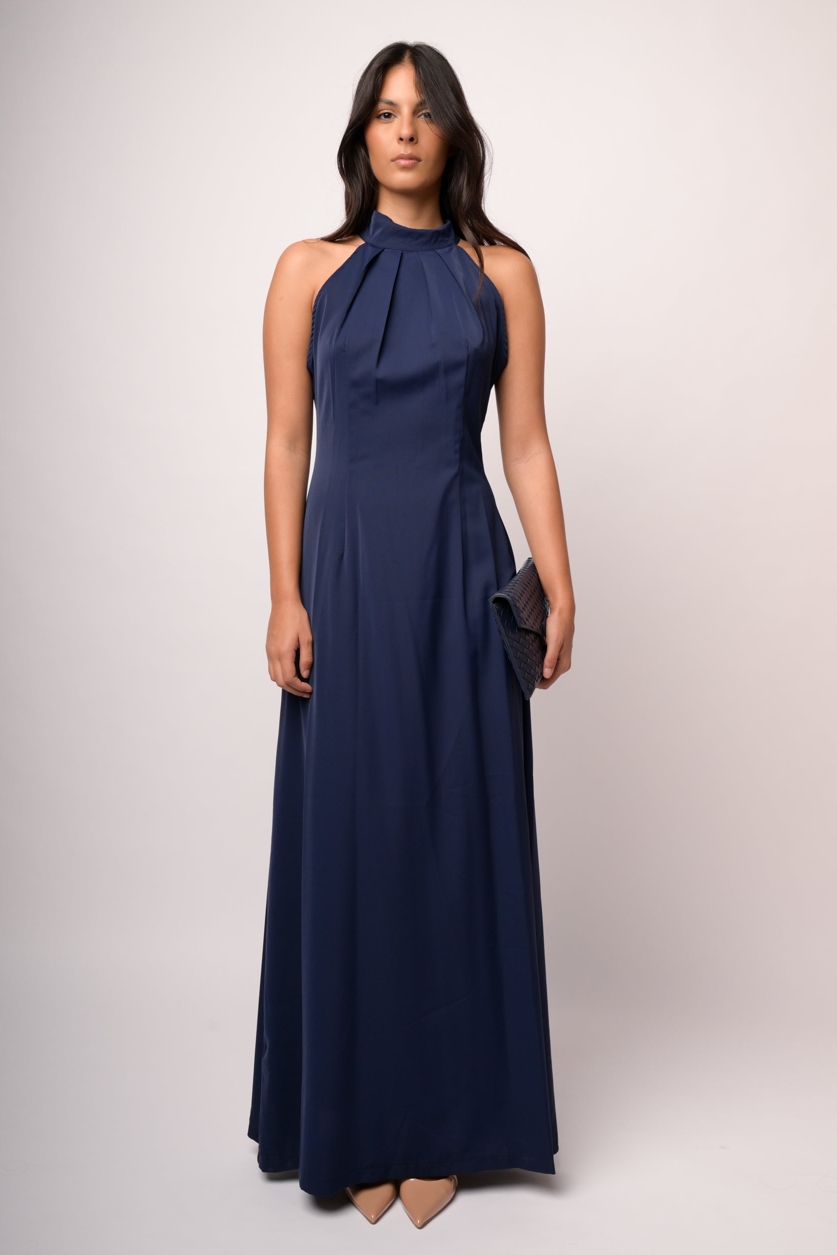 Abito lungo blu con scollo all'americana