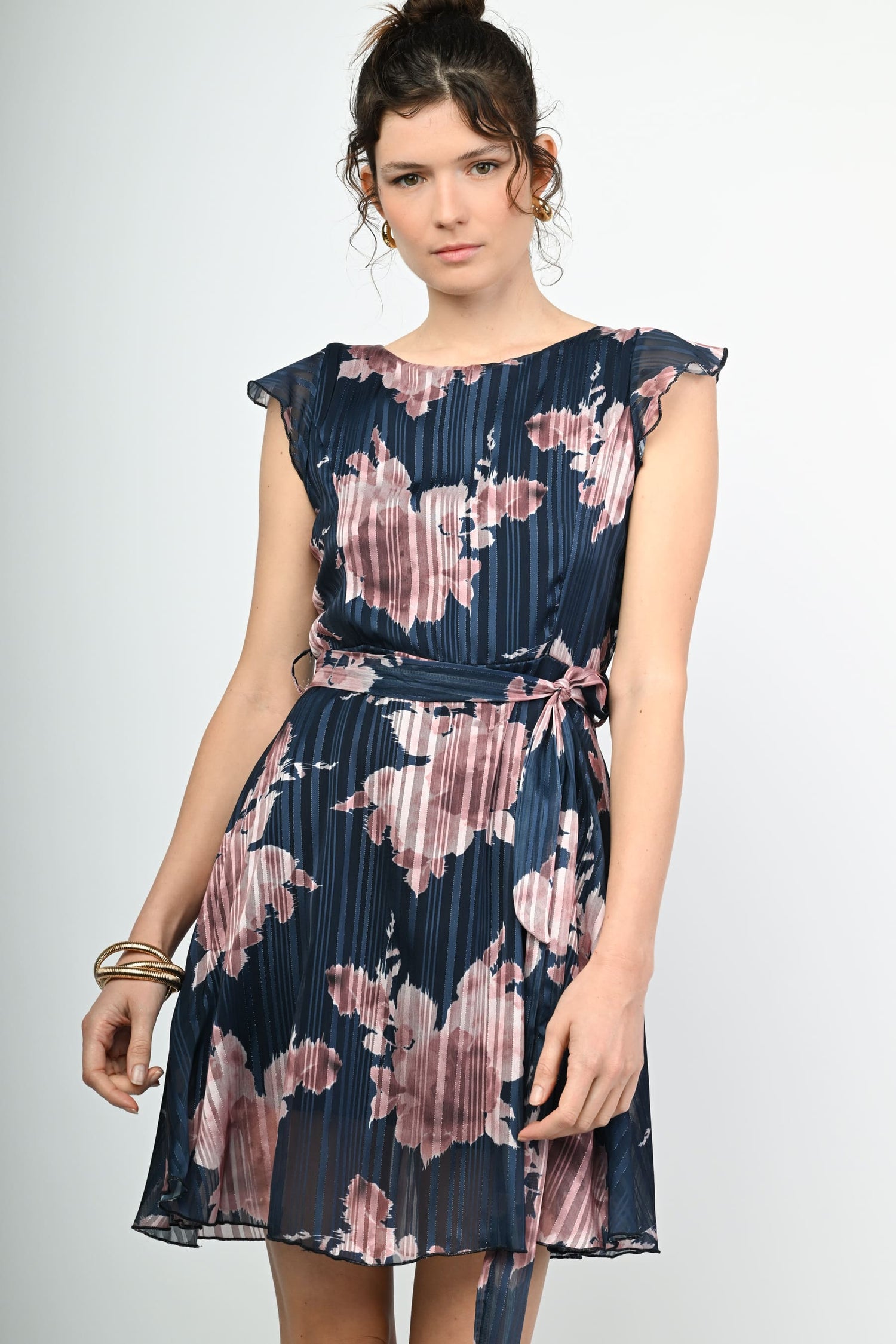 DEV90563ST08FABL-24_2_2_b9110513-97ea-41da-84f1-a5811c1f4f98