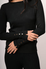 Pull basic girocollo nero con bottoni dorati