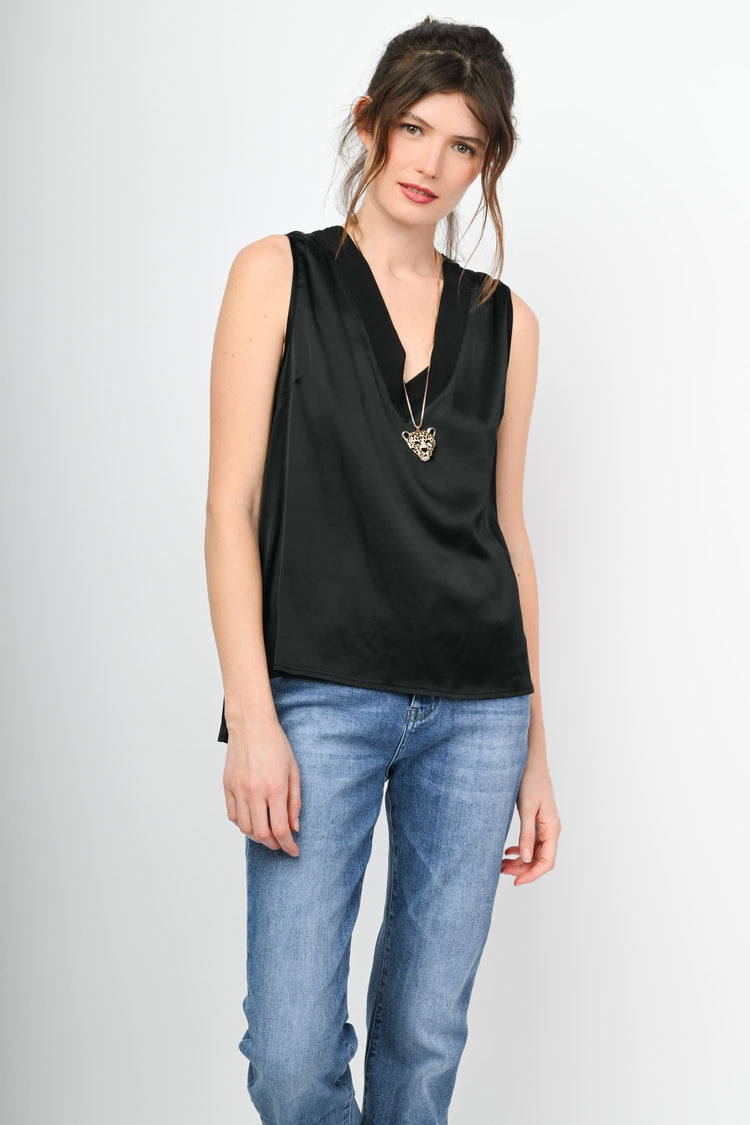 Canotta in raso con scollo a V