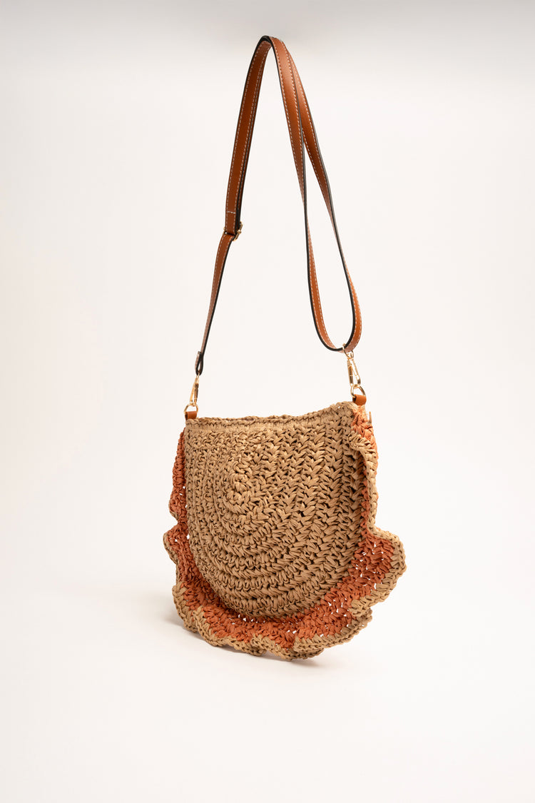 Pochette mezzaluna di paglia rouches