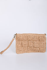 Pochette in paglia intrecciata