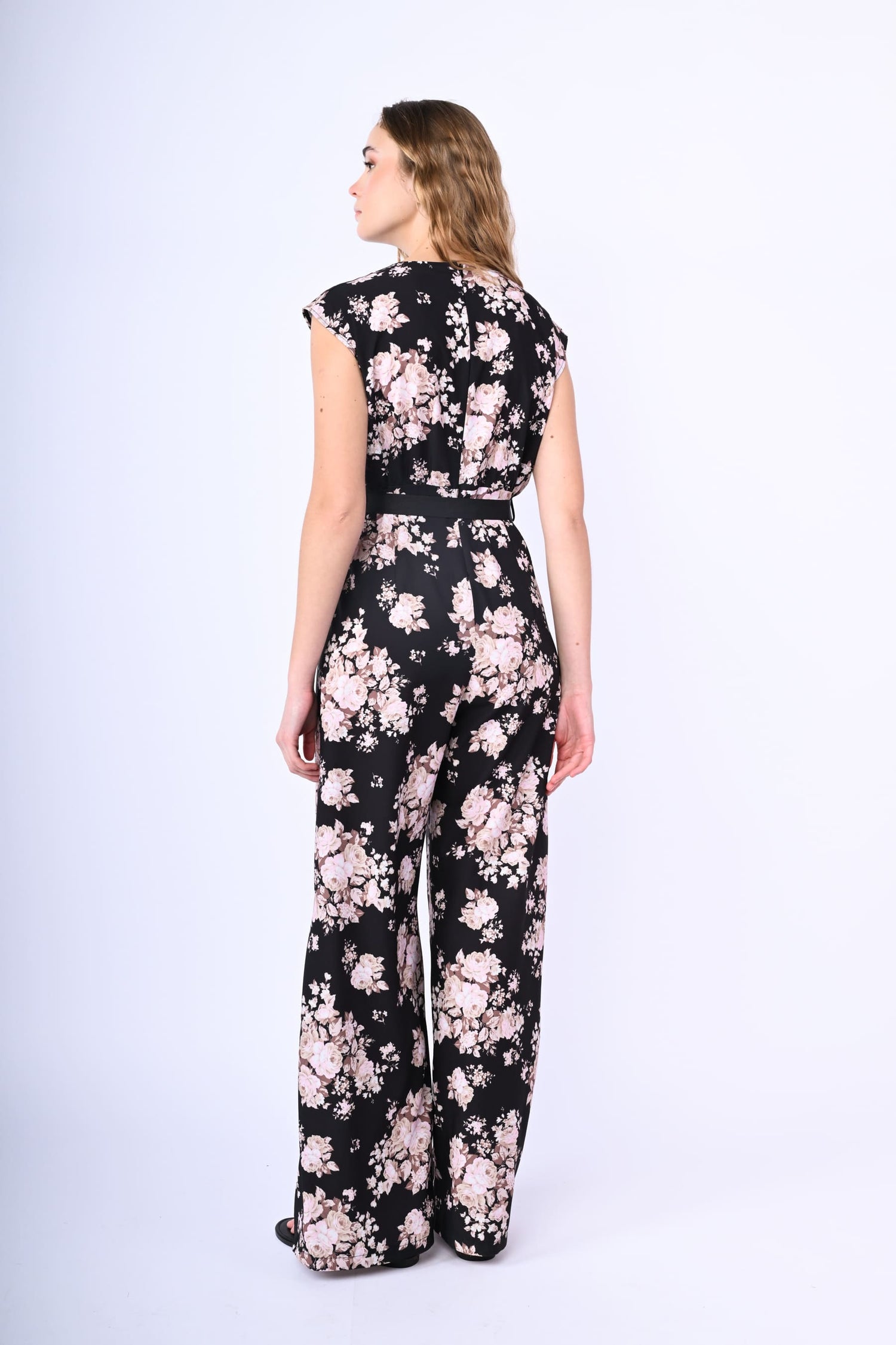 E22FANE-24_3_3_91022325-d2fd-4a13-a2f2-3903ab8734d3