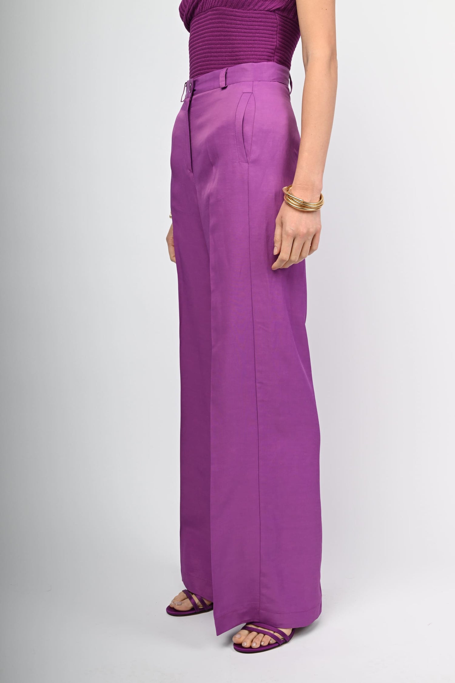 E26AM-24_7_8_b00b3471-cb43-4d8e-b48e-3007f342d15e