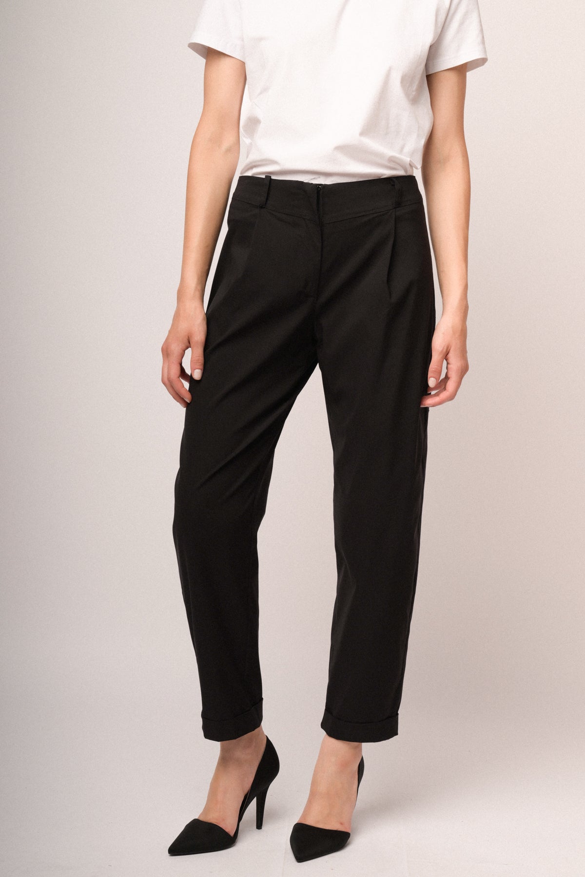 Pantaloni baggy con risvolto