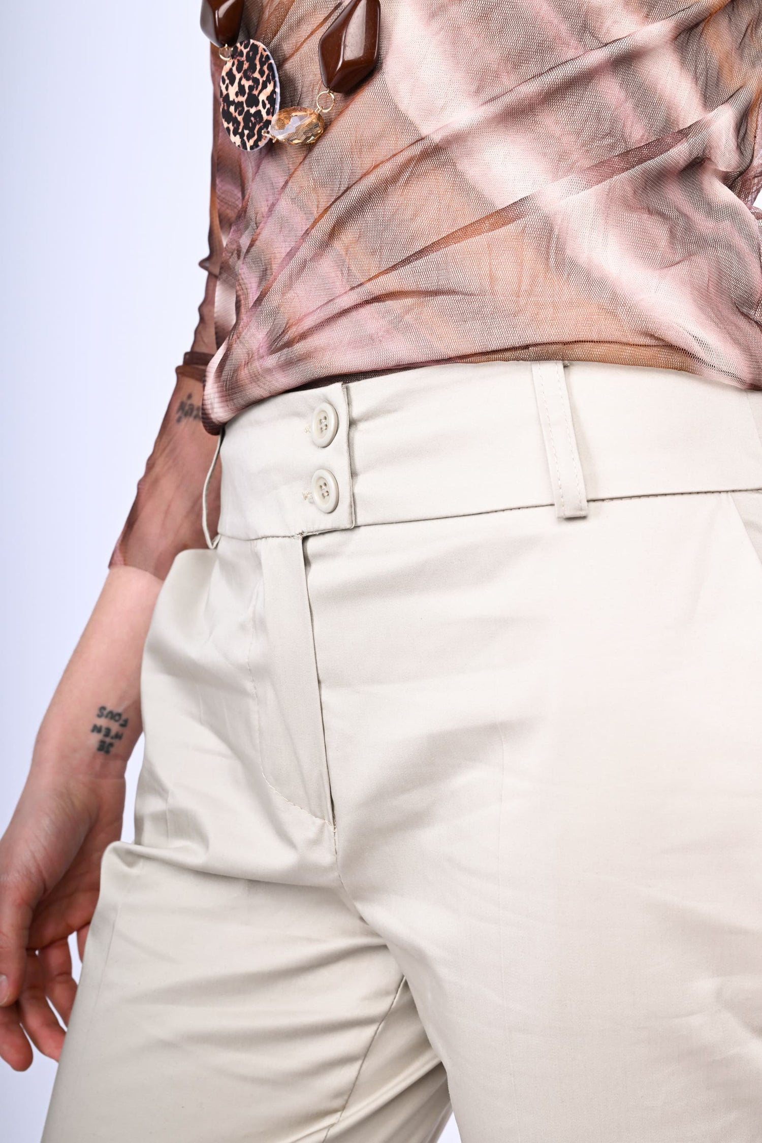 E4BE-24_5_5_044f58bd-d83d-41e0-bec6-d7ee11827f2d