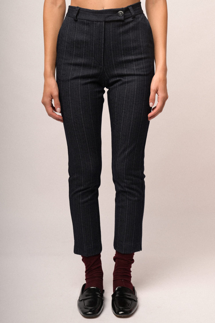 Pantaloni linguetta slim