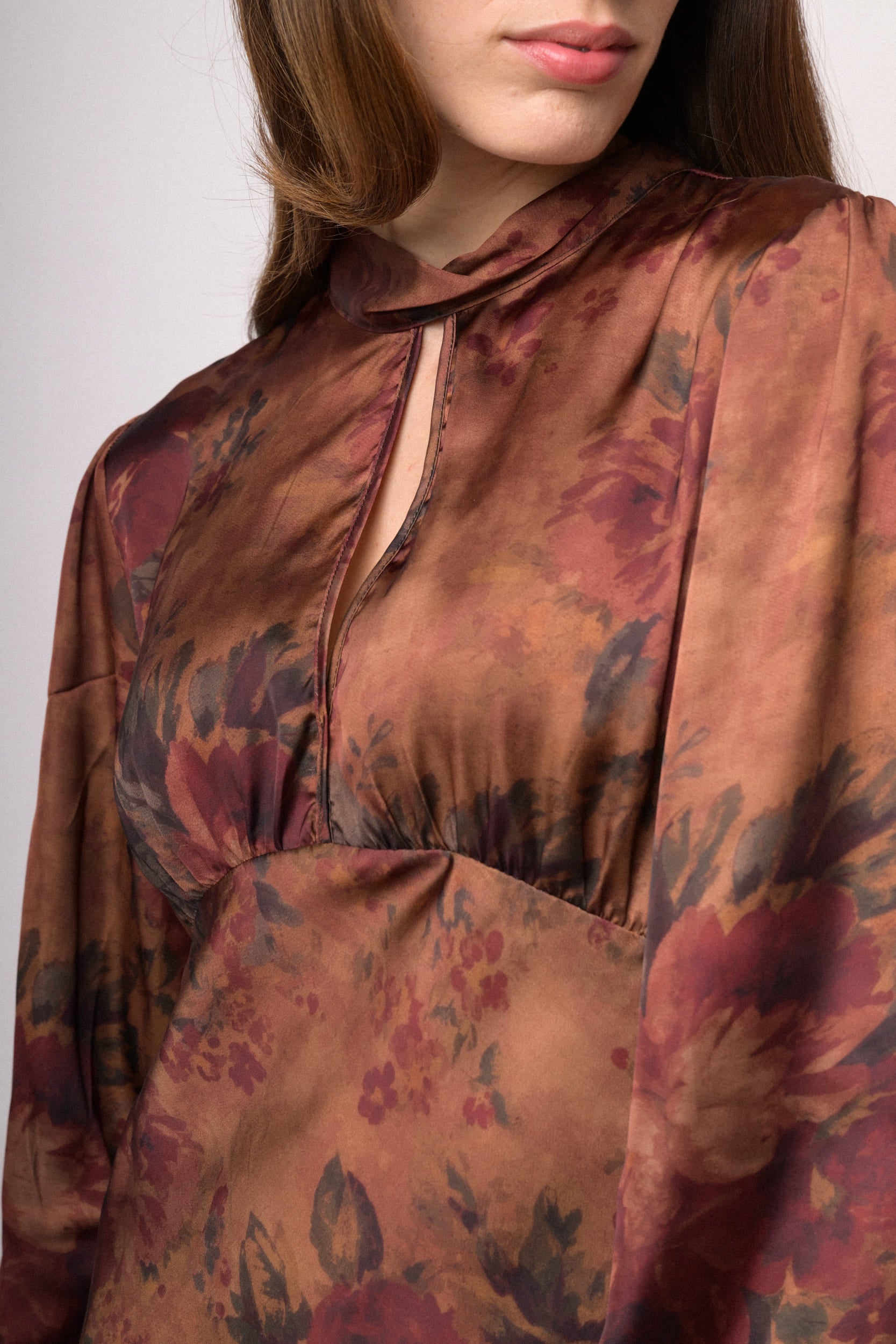 Abito midi floreale marrone e bordeaux