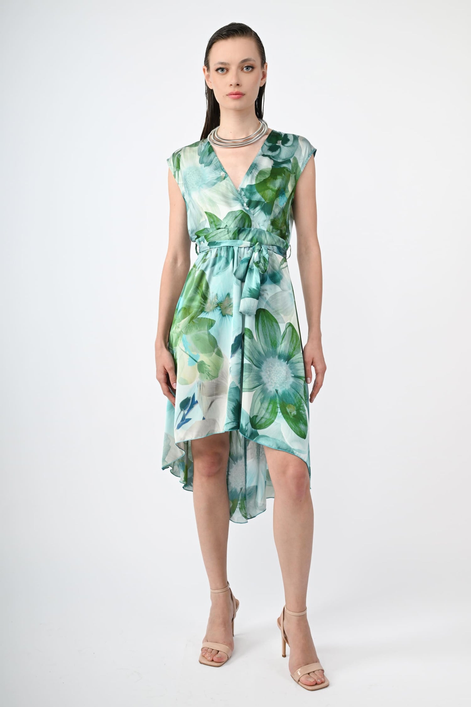 EE5FAVE-24_1_1_31a035b1-a51c-48db-8060-15a39afc7ff0