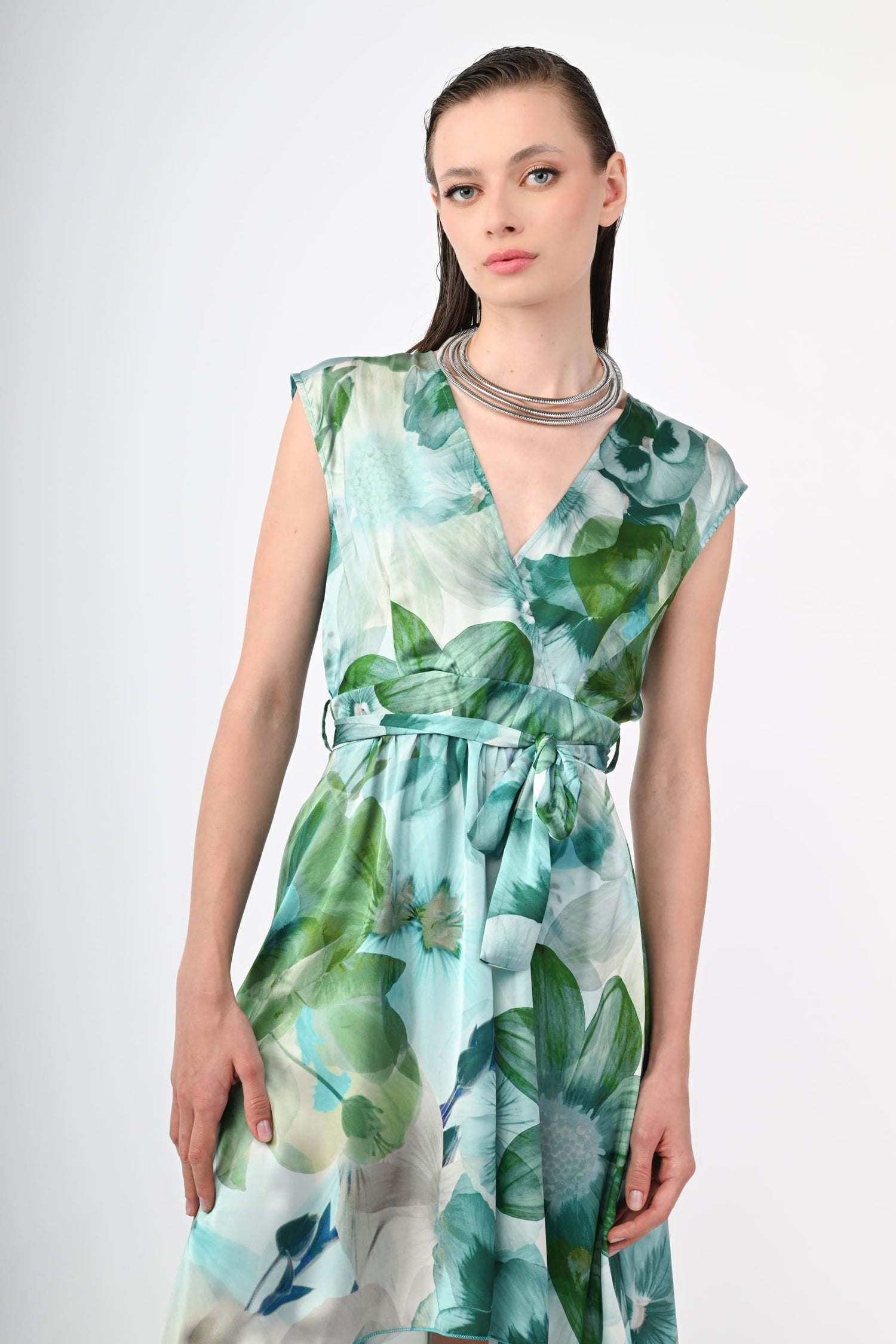 EE5FAVE-24_2_2_24e392f2-4e97-48e4-b50b-d7e8a86fd5ab