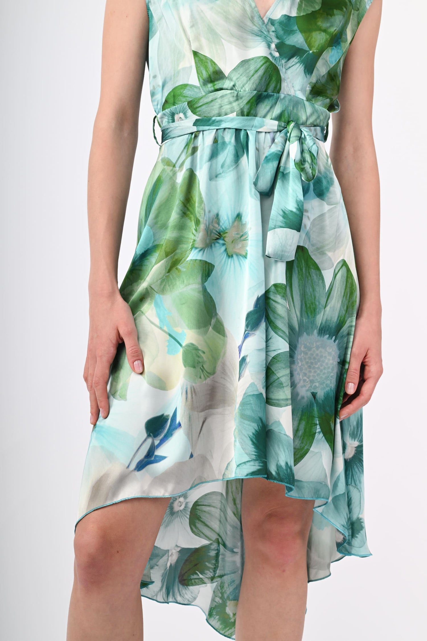 EE5FAVE-24_3_3_5c19992b-9c2e-4072-a28c-5a517a4feb2a